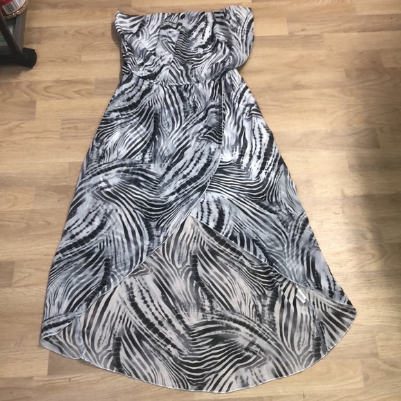 Trendyland Zebra strapless dress size medium - Picture 10 of 14